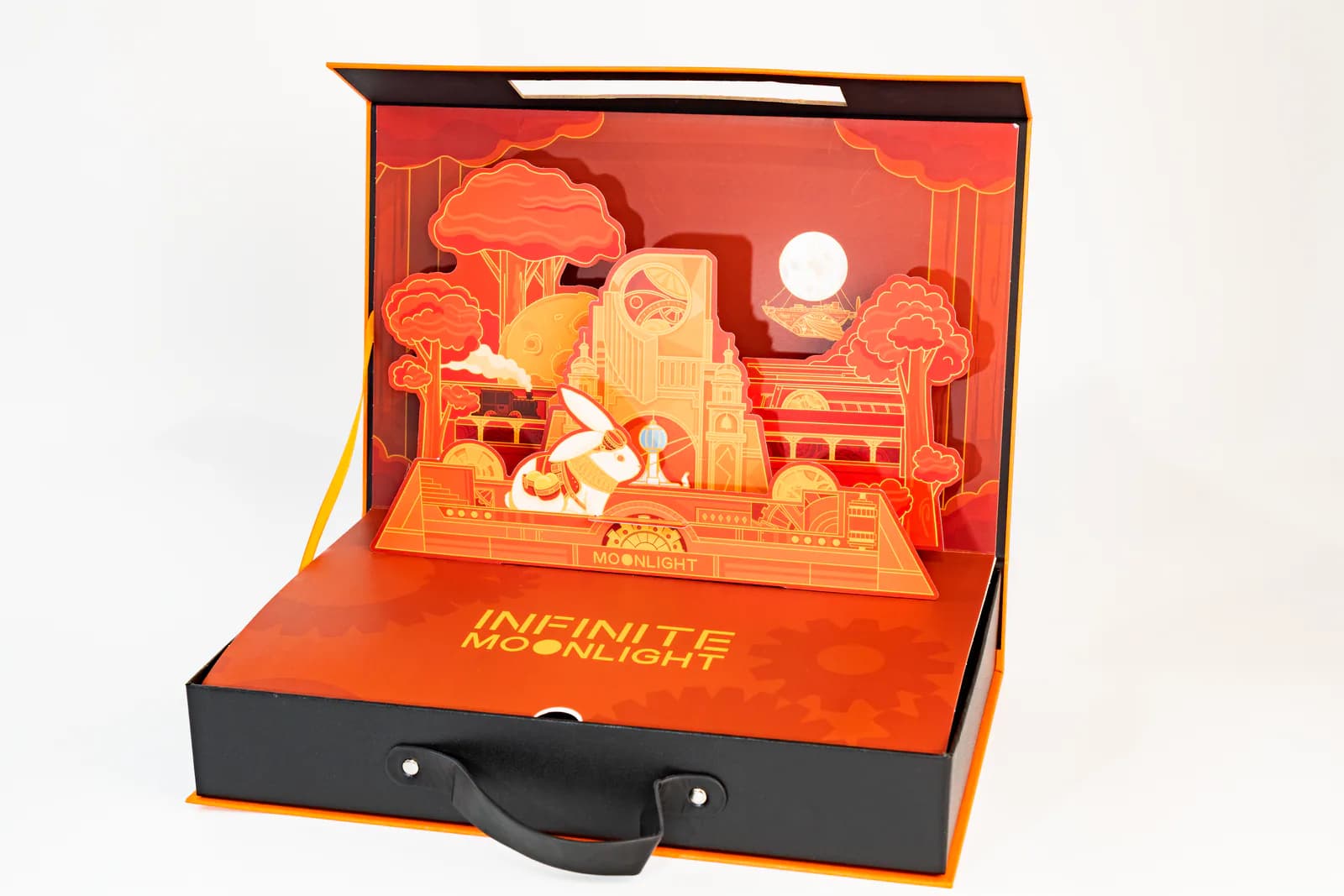 PAPILLON mooncake stack