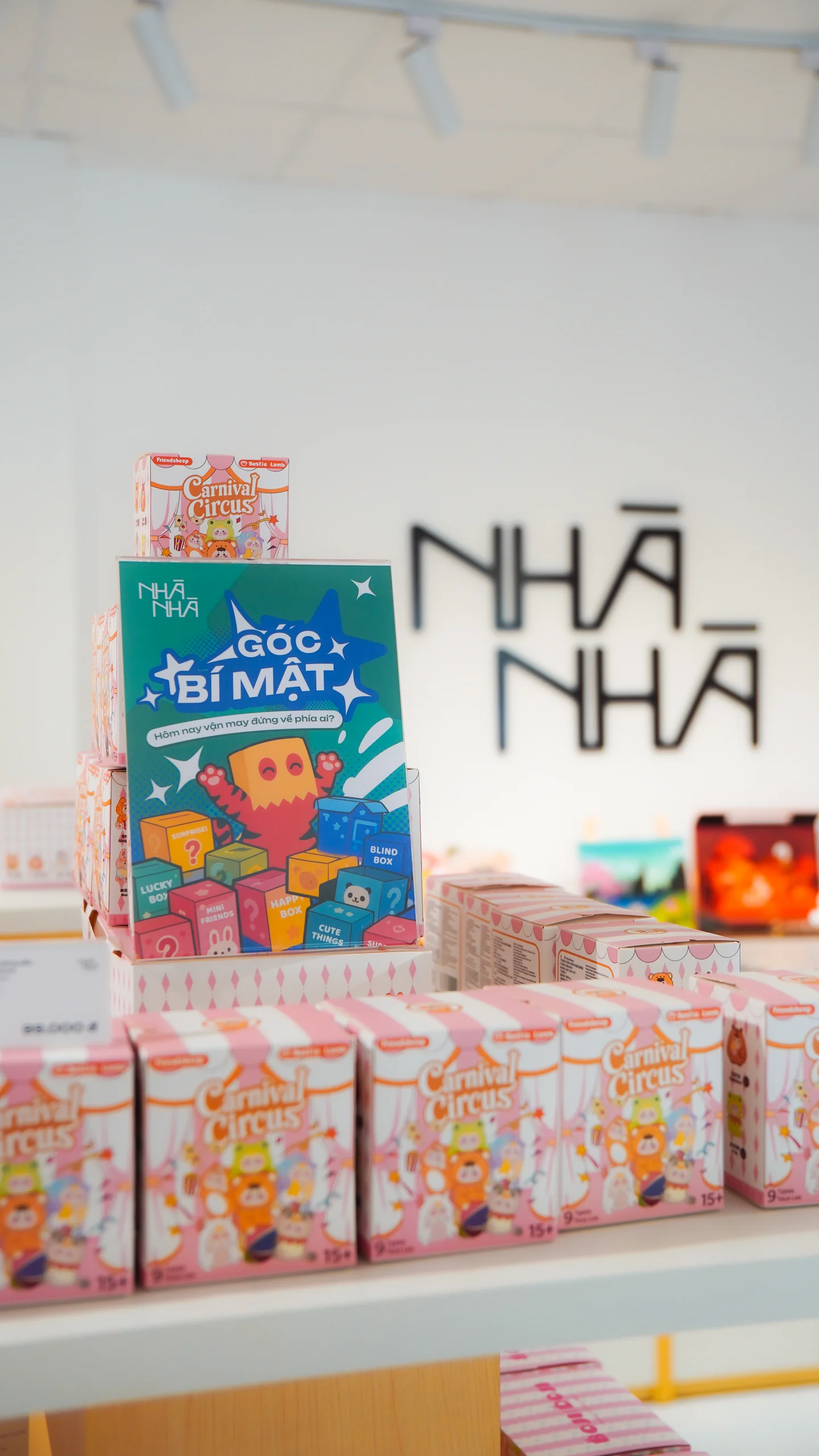 Góc gấu bông, blindbox và đồ trang trí phong cách sống